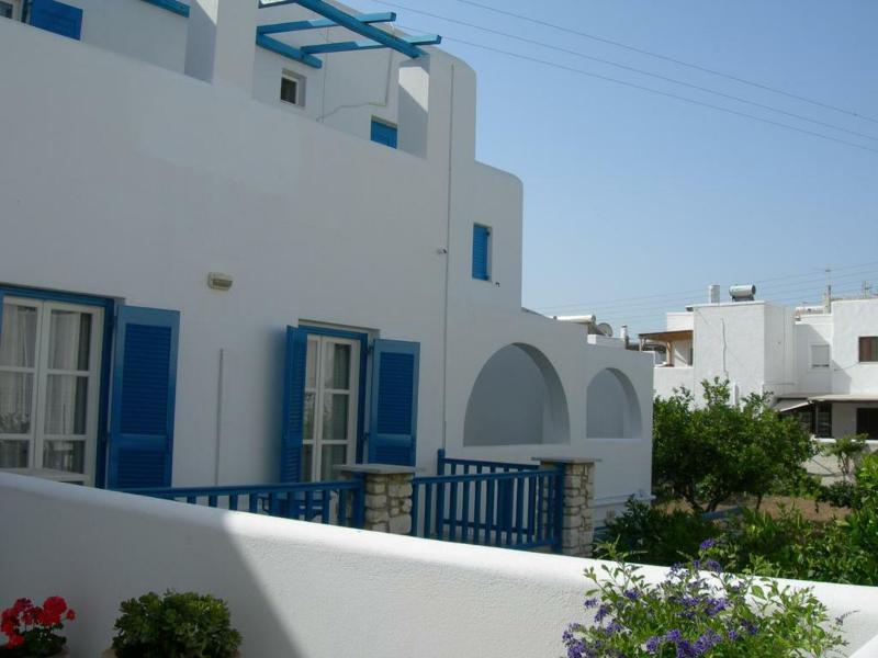 Aegeon Pension Parikia (Paros) Exterior photo