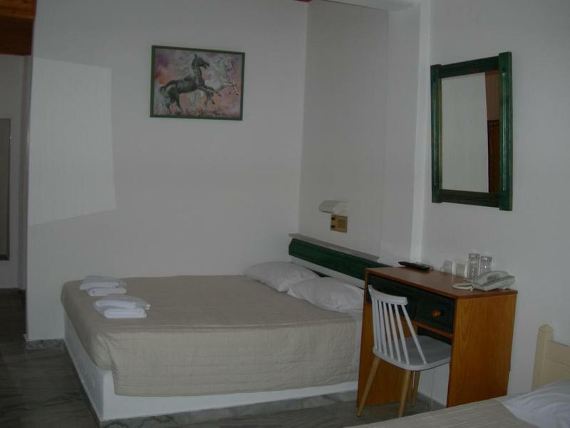 Aegeon Pension Parikia (Paros) Exterior photo