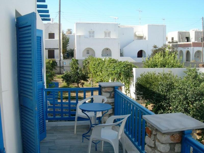 Aegeon Pension Parikia (Paros) Exterior photo