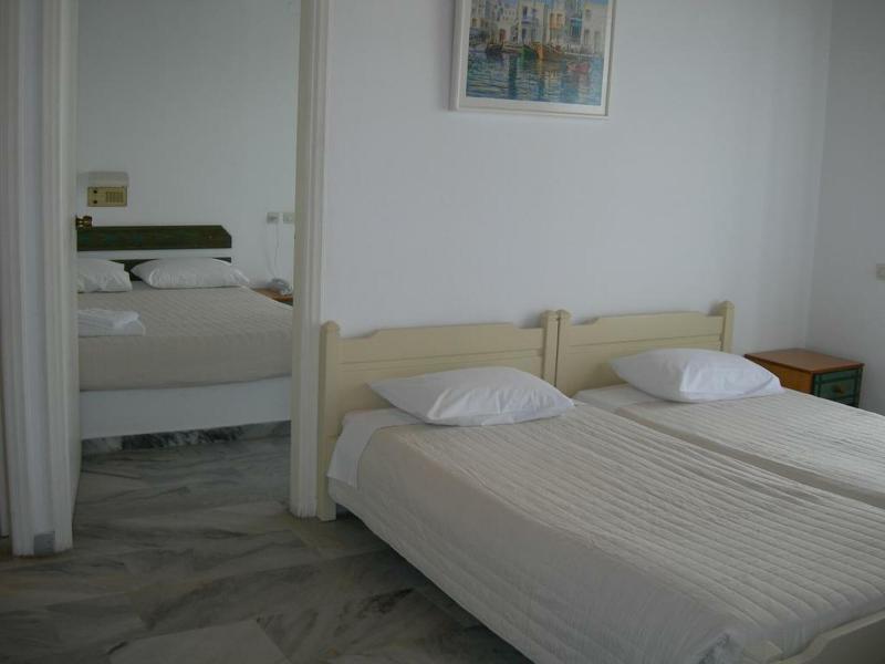 Aegeon Pension Parikia (Paros) Exterior photo
