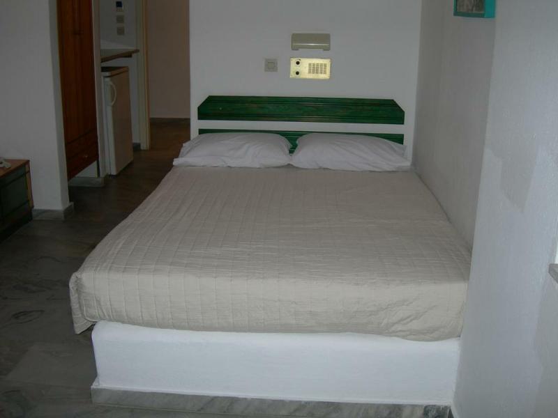Aegeon Pension Parikia (Paros) Exterior photo